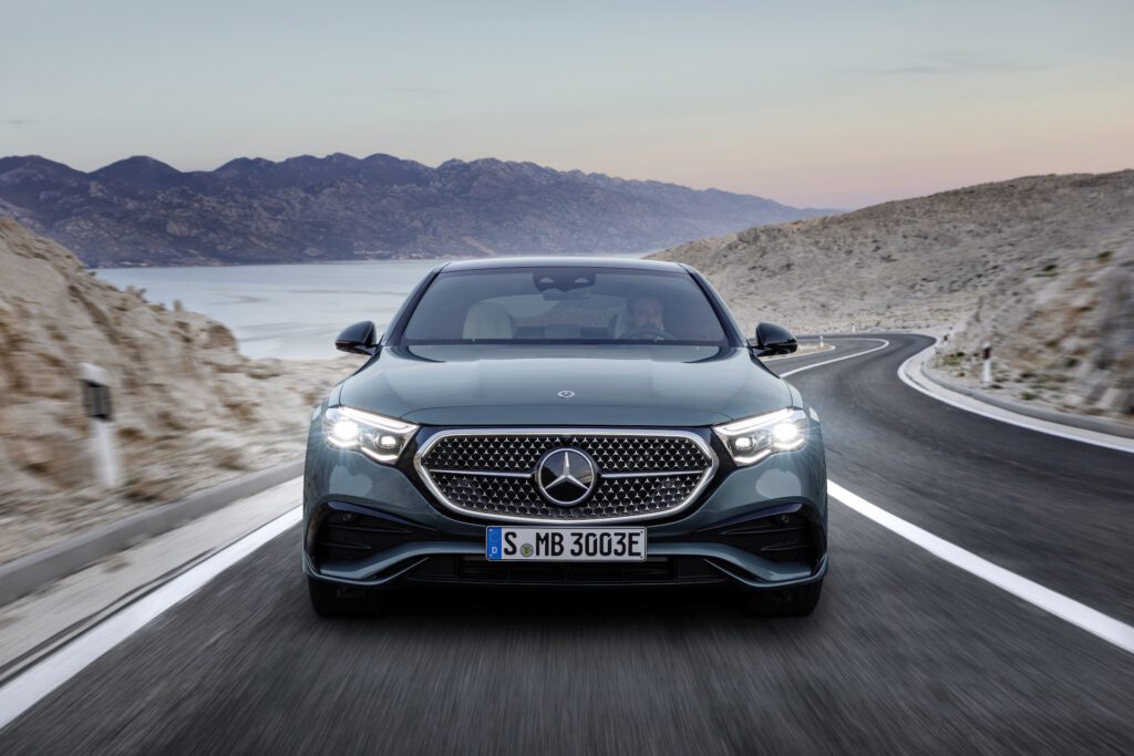Mercedes-Benz E-Class Saloon (BR 214), 2023