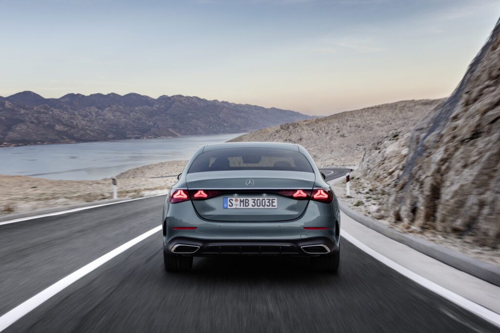 Mercedes-Benz E-Class Saloon (BR 214), 2023
